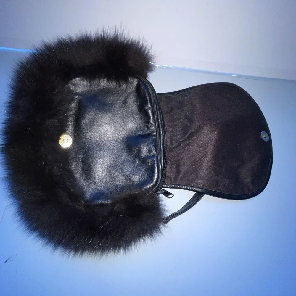 The Unbranded Brand preowned vintage